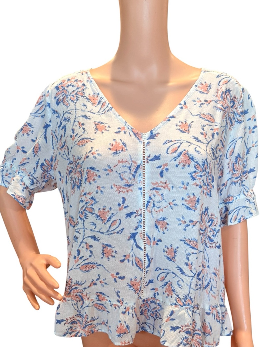 Lucky Brand Pastel White Blue Floral Lace Inset Ruffle Hem Blouse Large